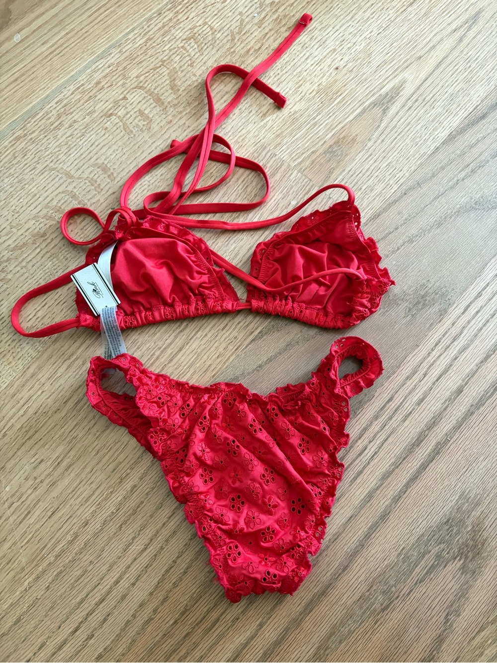 Red Eyelet Ruffle Bikini Set - Picture 2 of 2